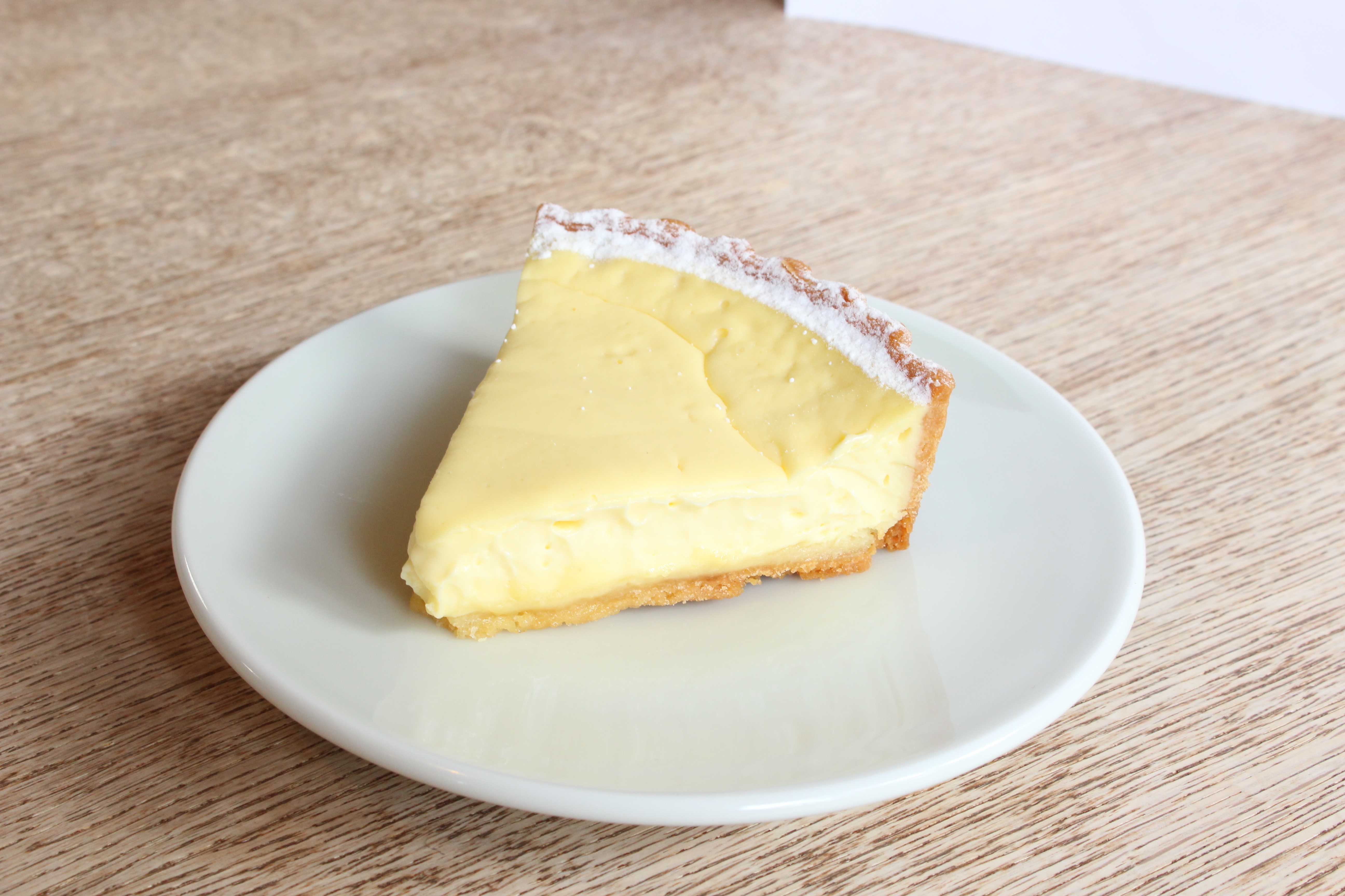 チーズタルト　サックサックとろ〜りな食感と濃厚な味わい