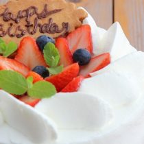 バースデーケーキの画像