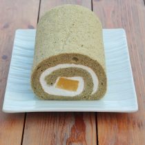 ミントとパイナップルのロールケーキ