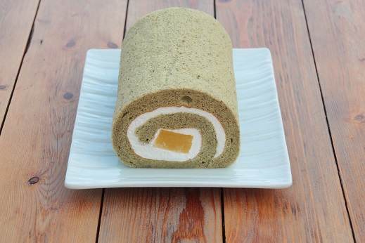 ミントとパイナップルのロールケーキ