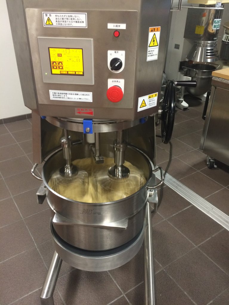 極上のスポンジを作る!