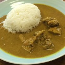 ケーキ屋さんの新メニューのカレーの試作☆