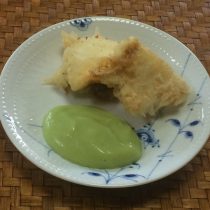 目板鰈の揚げ物　そら豆のディップ