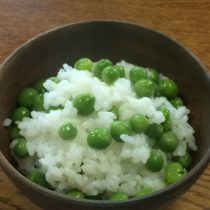 グリーンピースご飯