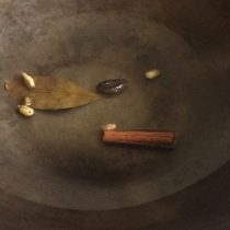 スパイスの香りを引き出す！