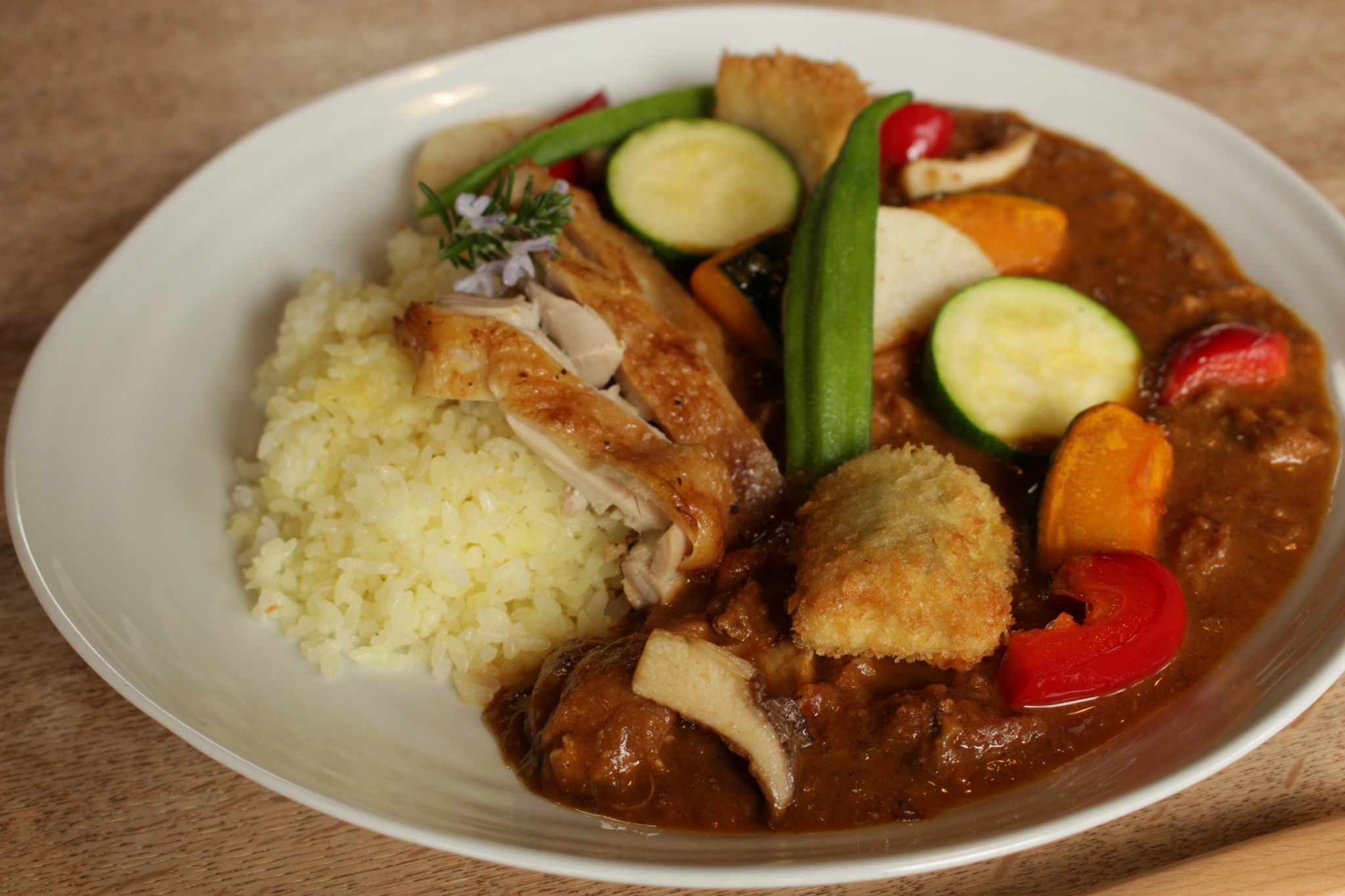 １から手作りのココナッツオイルカレー♪