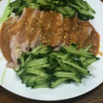 怪味をかけた蒸し鶏☆