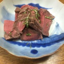 鹿肉のロースト。