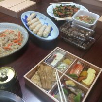 みんなでご飯を食べる☆