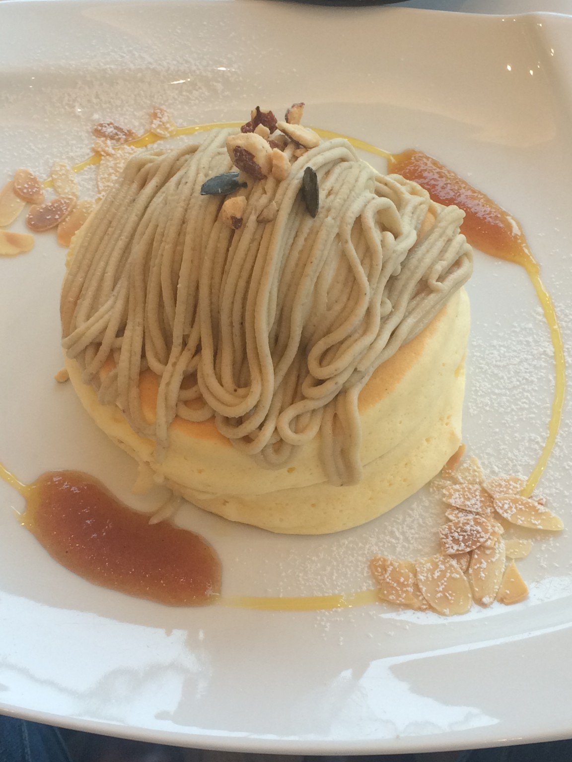 モンブラン仕立てのパンケーキ☆