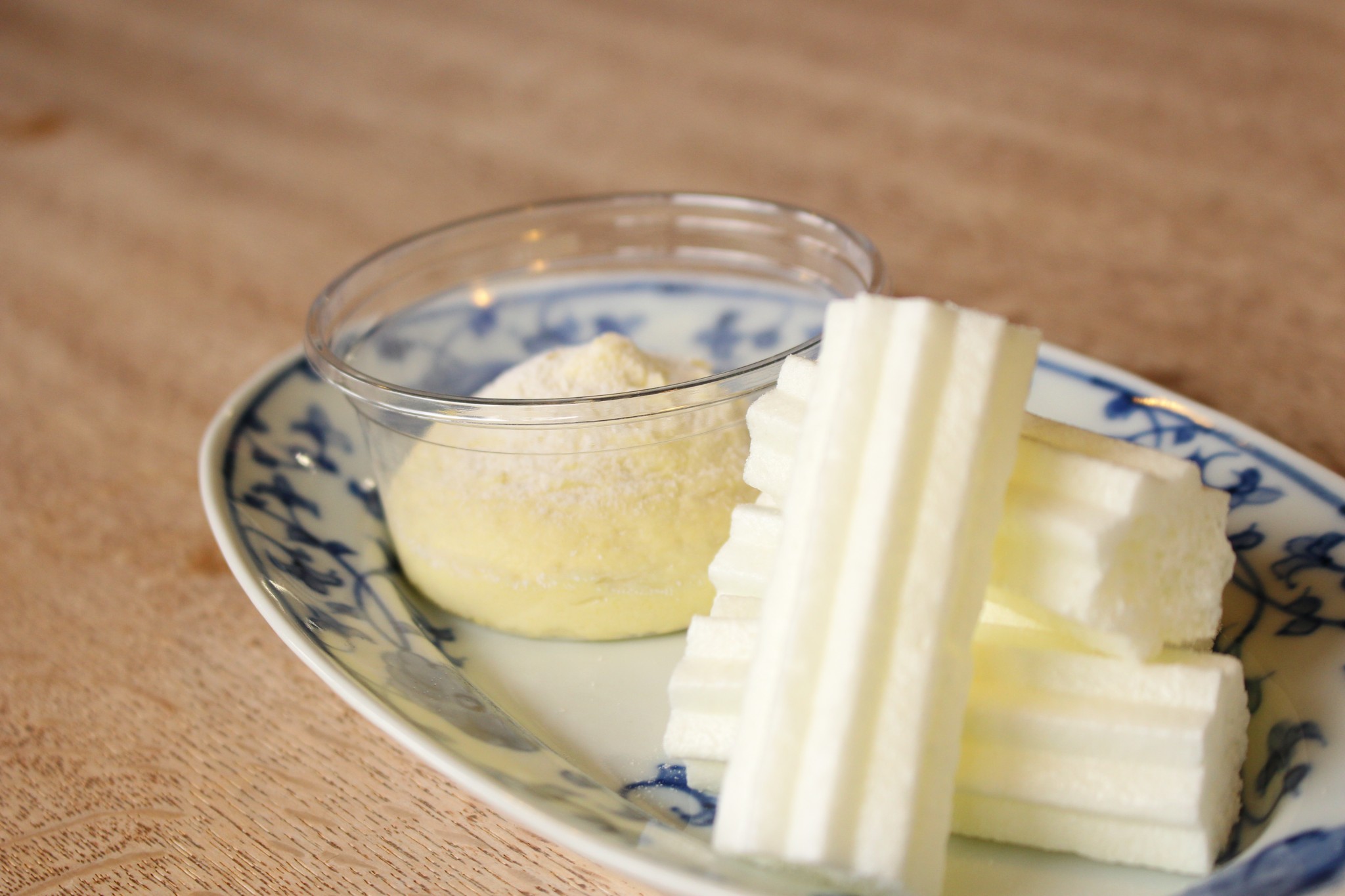 甘味を極限まで減らしたサクサクのメレンゲと唐ゆたかのスイートポテトとともに☆