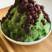試作中の抹茶のかき氷☆