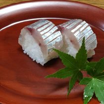 手作りの鯵の棒寿司☆