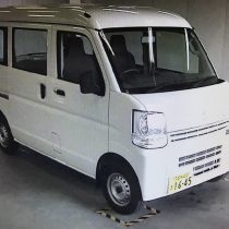 スズキのエブリイです☆