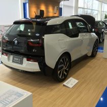 エコで未来感たっぷりのBMWi３☆