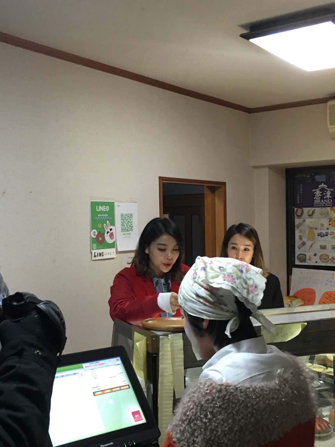 撮影中の韓国の歌手のアイリーさん☆